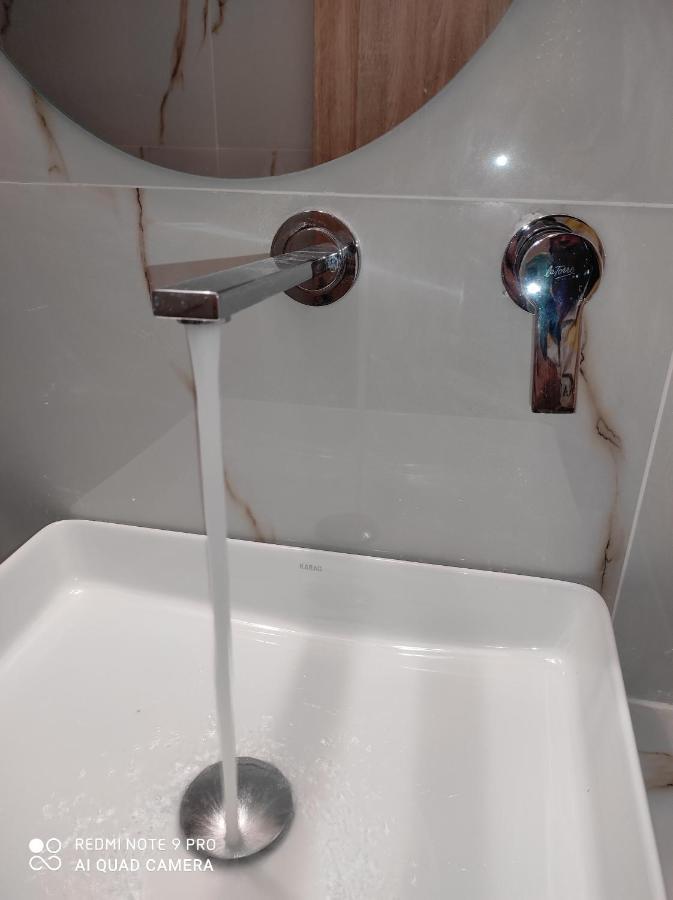佩科霍里Iris公寓 外观 照片